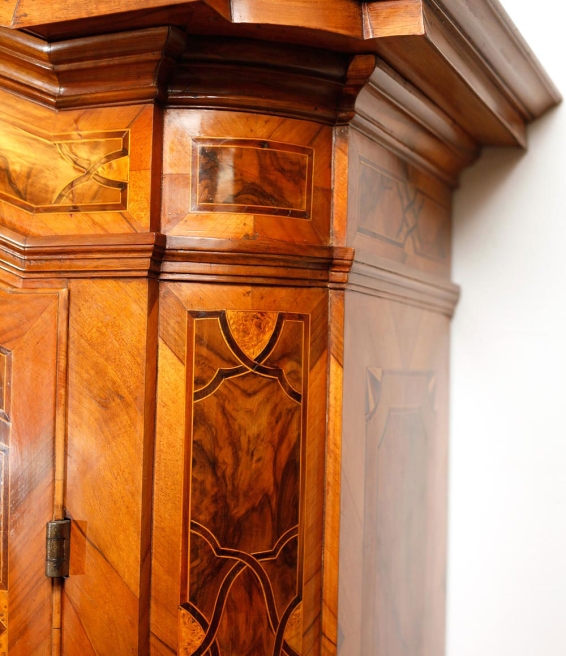 FLORIANER BAROCKSCHRANK