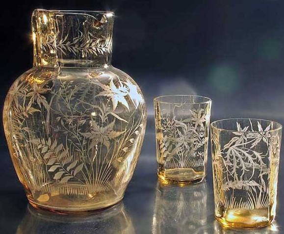 Saftkrug mit zwei Bechern, Jugendstil